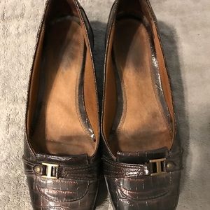 Life Stride dark burgundy leather flats